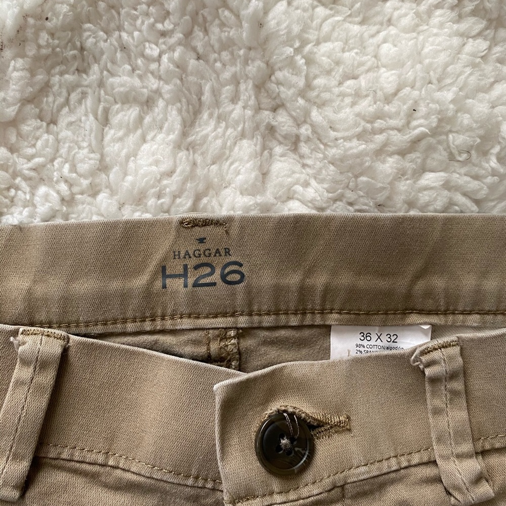 Haggar H26 khaki pants
